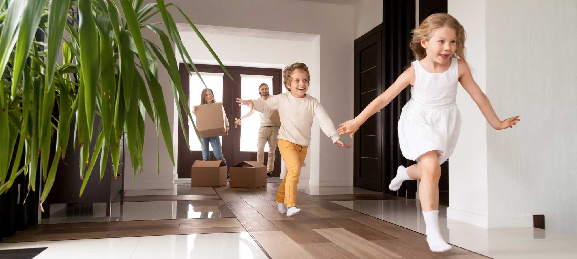 KidsRunningIntoHome_2000x900 moving to a new home | Madison MS
